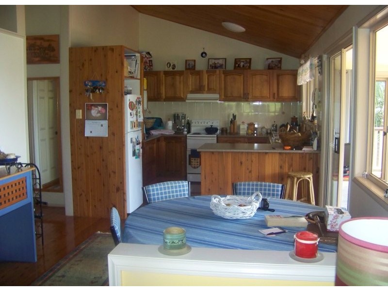 29 Leanne Street, Macleay Island QLD 4184