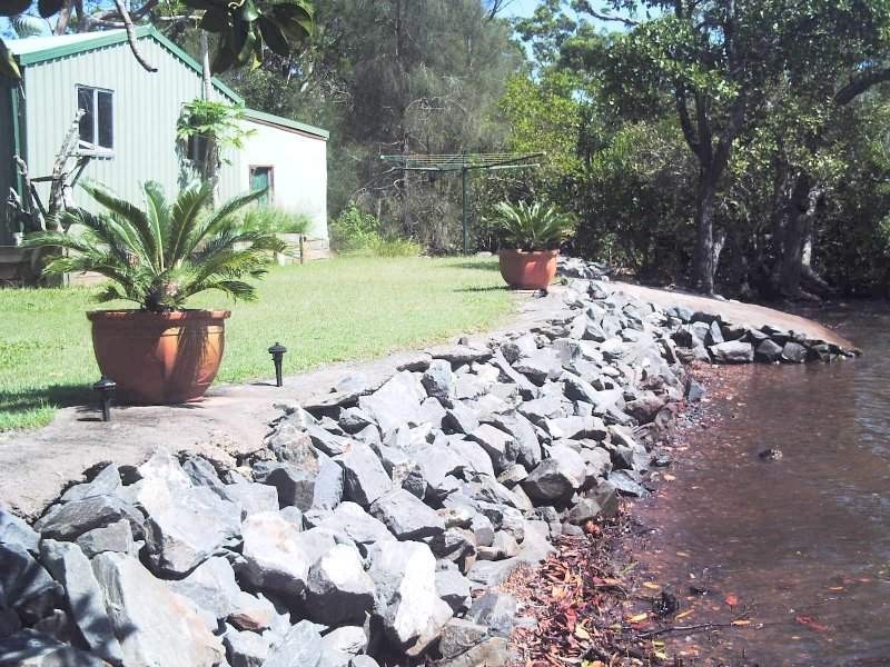 35-37 Calm Waters Cres, Macleay Island QLD 4184