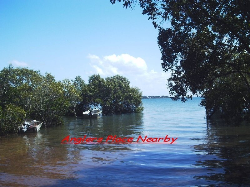 35-37 Calm Waters Cres, Macleay Island QLD 4184