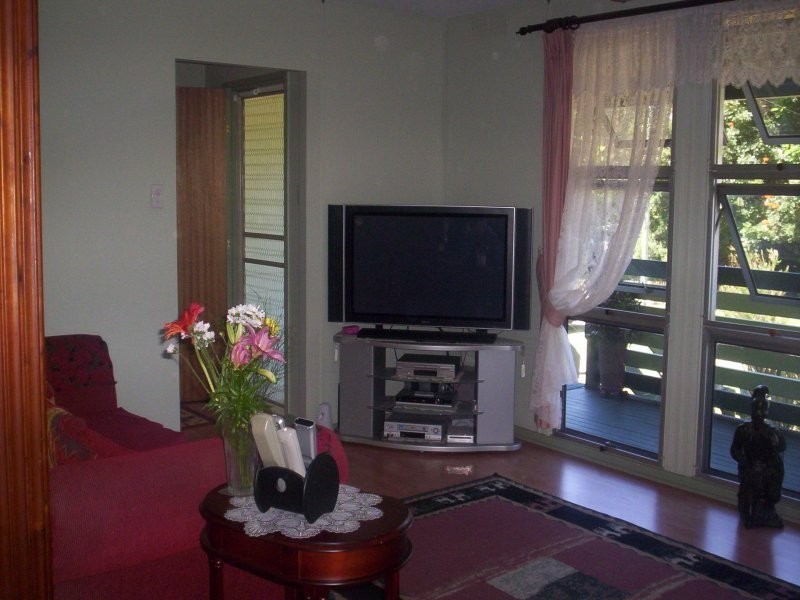 11 Lemontree Drive, Macleay Island QLD 4184