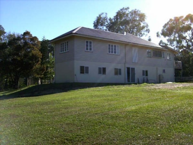 138-140 High Central Road, Macleay Island QLD 4184