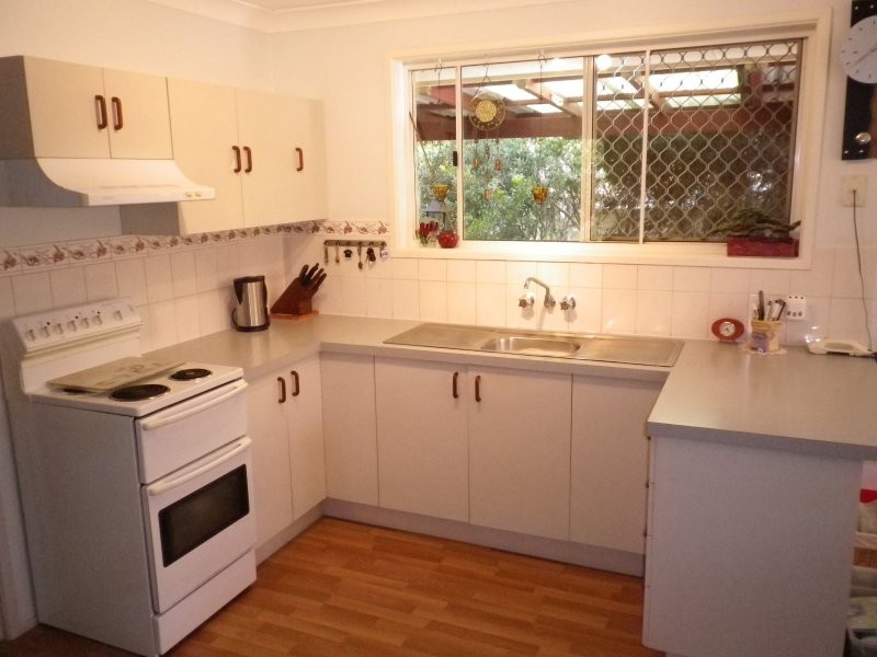 1 Devaney Street, Macleay Island QLD 4184