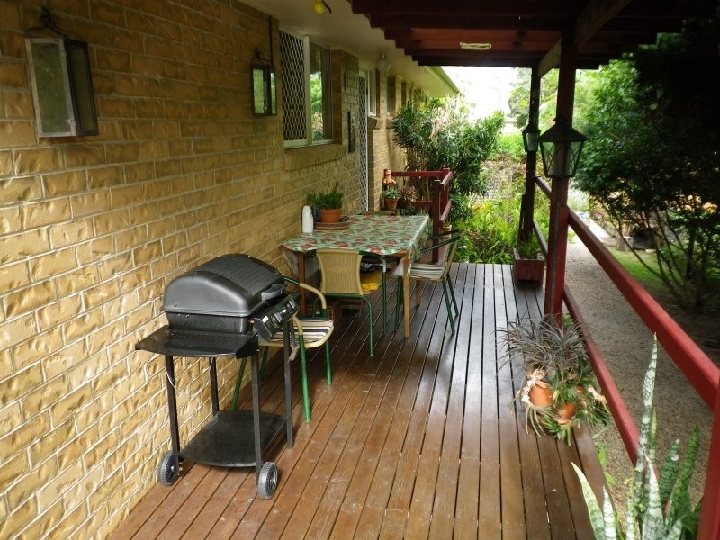 1 Devaney Street, Macleay Island QLD 4184