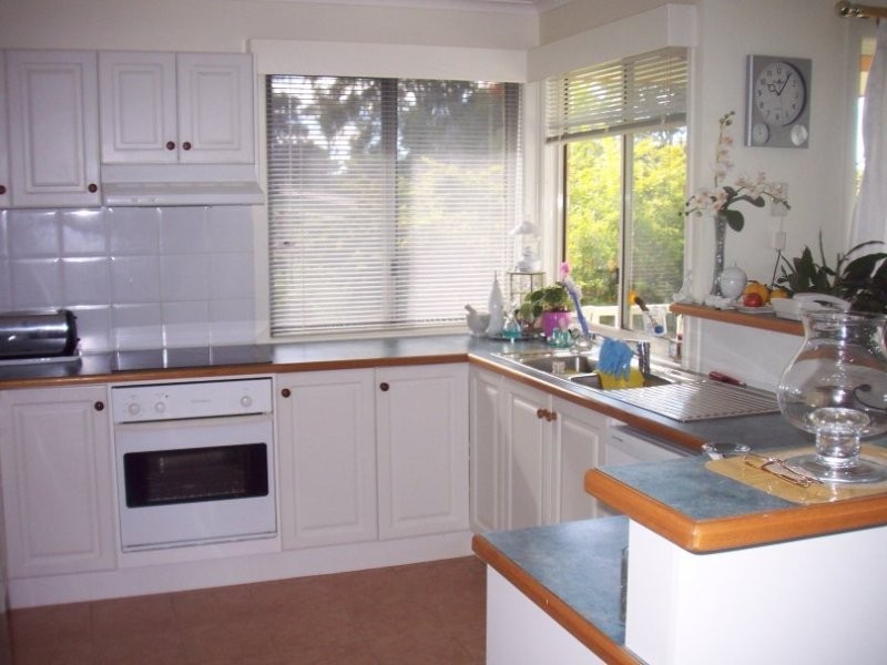 3 Coorong Street, Macleay Island QLD 4184