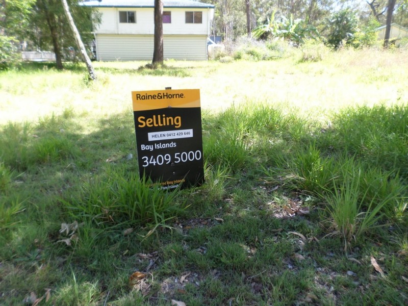 23 SANDPIPER PARADE, Macleay Island QLD 4184