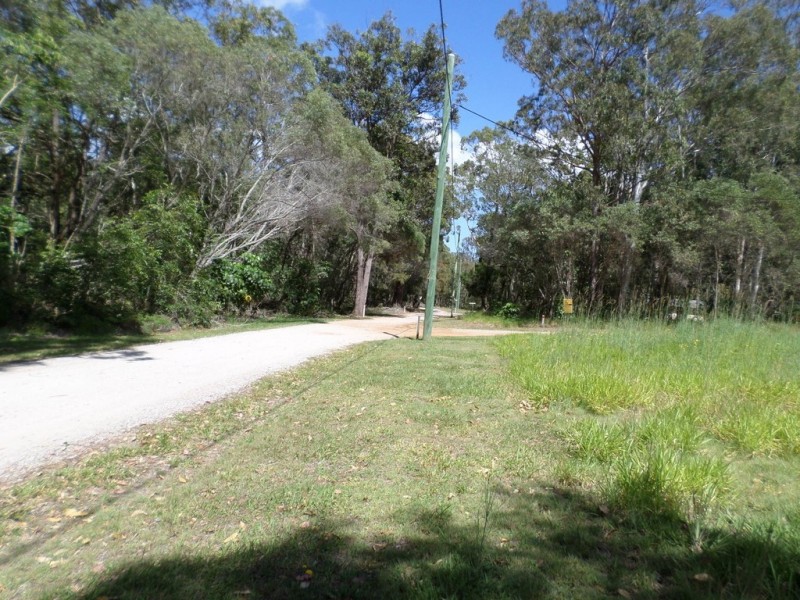 23 SANDPIPER PARADE, Macleay Island QLD 4184