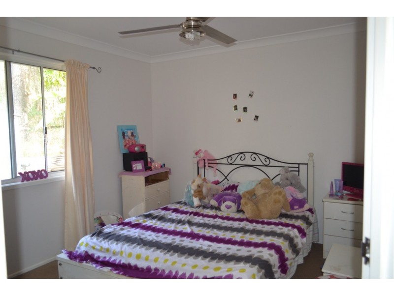 4 PHILLIPS ROAD, Russell Island QLD 4184