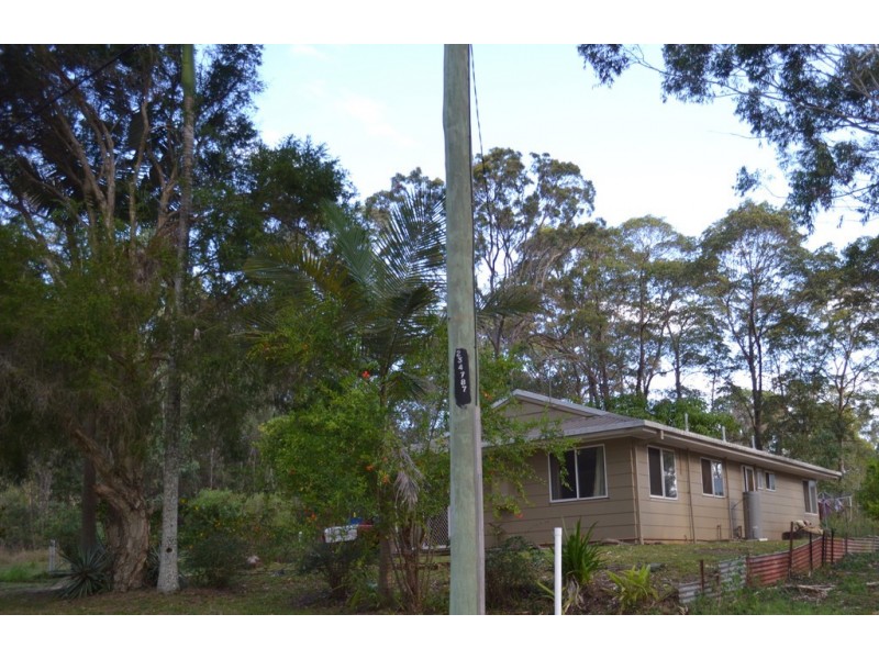 4 PHILLIPS ROAD, Russell Island QLD 4184