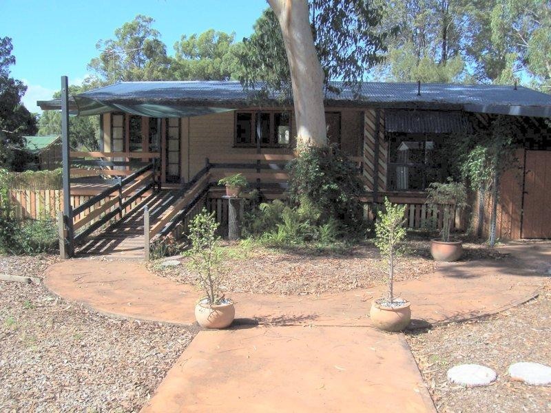 10 KEVIN STREET, Macleay Island QLD 4184