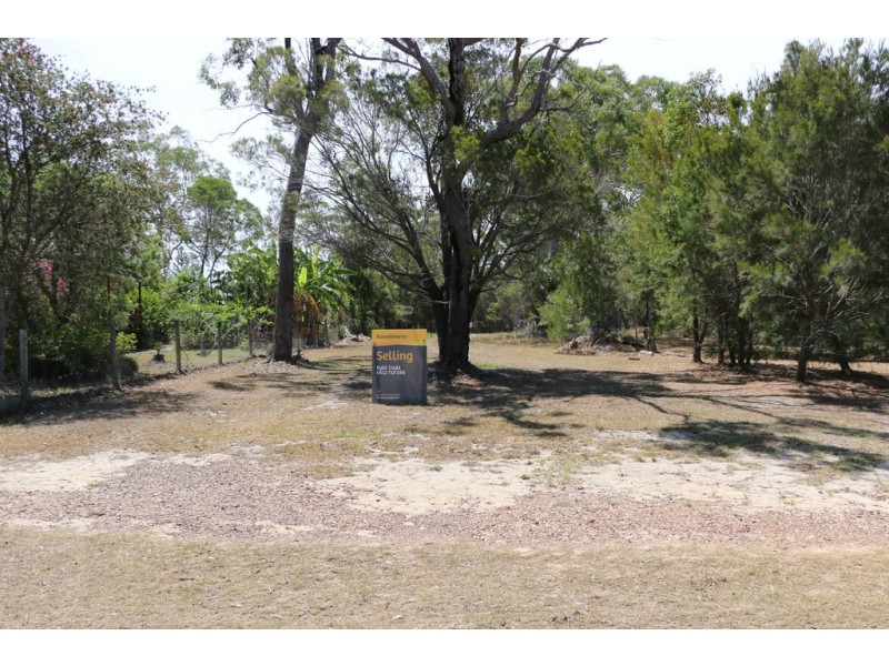 19 GEORGE STREET, Macleay Island QLD 4184