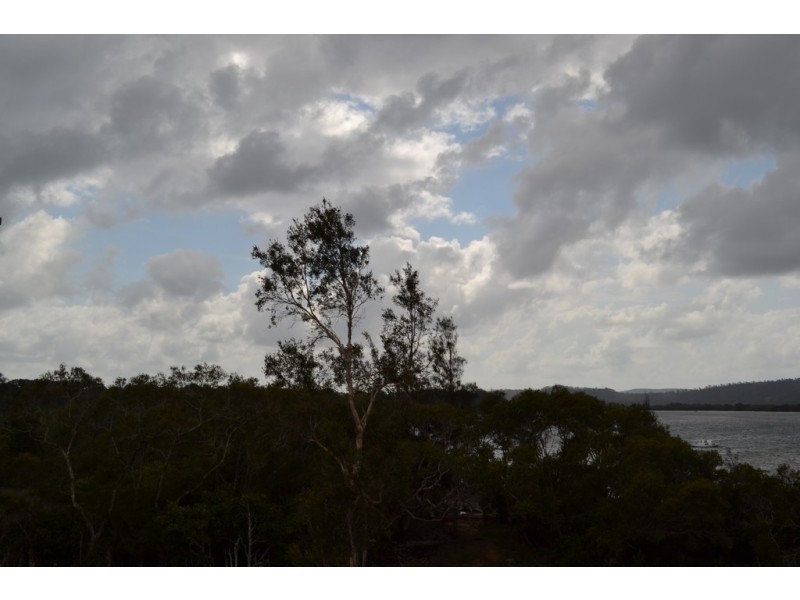 25 SCHOONER STREET, Russell Island QLD 4184