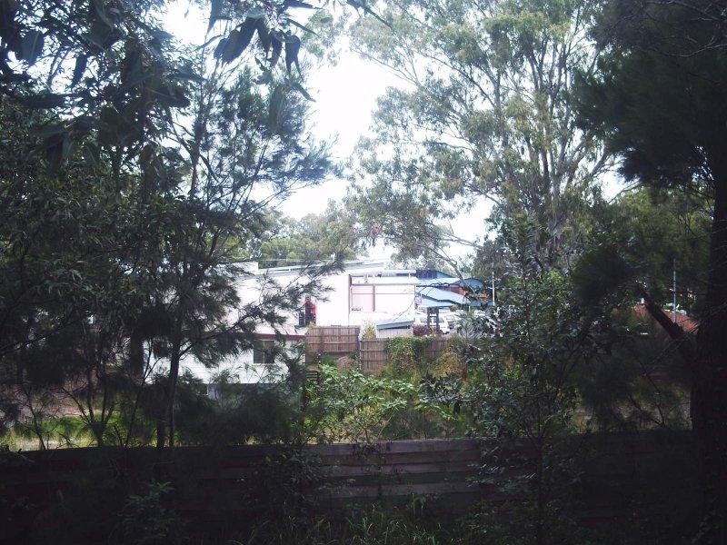 33 Scarborough Terrace, Macleay Island QLD 4184