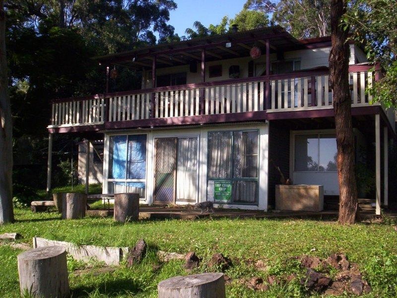 3 Swallow Road, Macleay Island QLD 4184