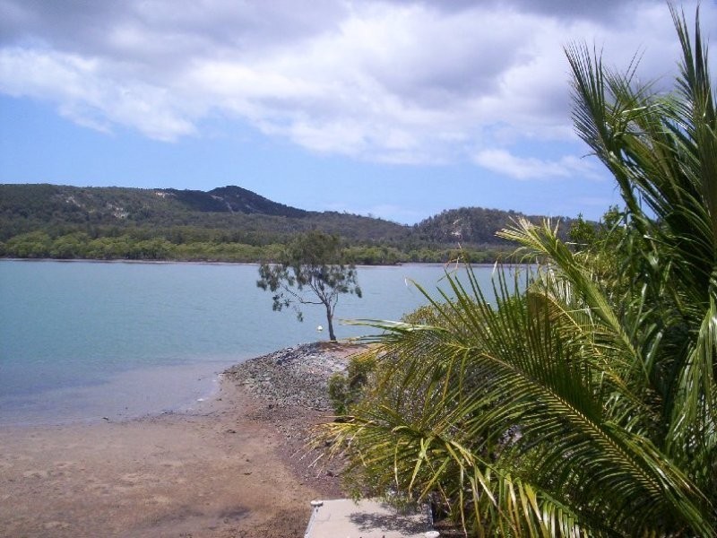 49 Wahine Dr, Russell Island QLD 4184