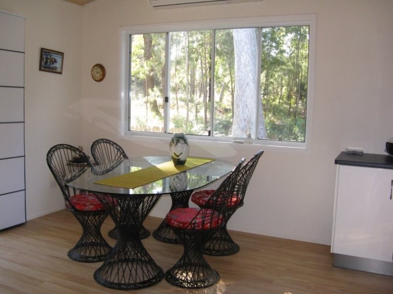 5 Kate Street, Macleay Island QLD 4184