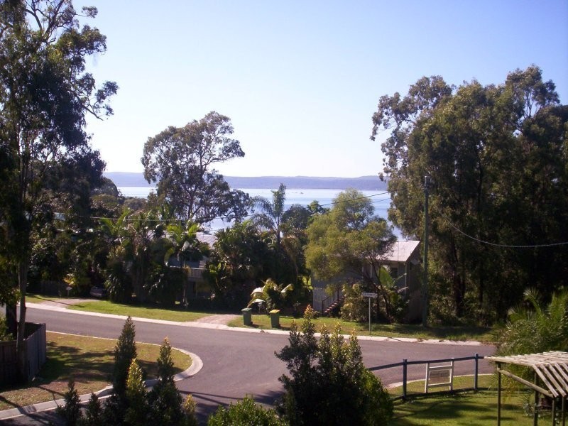 46 Beelong Street, Macleay Island QLD 4184