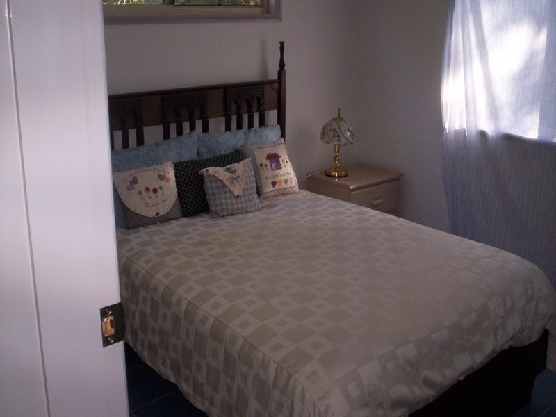 28 Cooee Crescent, Macleay Island QLD 4184