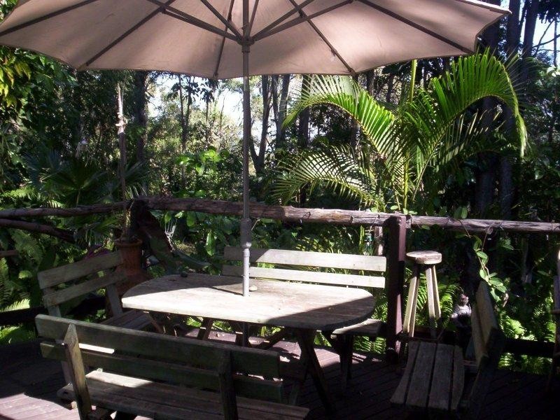 6 Scarborough Terrace, Macleay Island QLD 4184