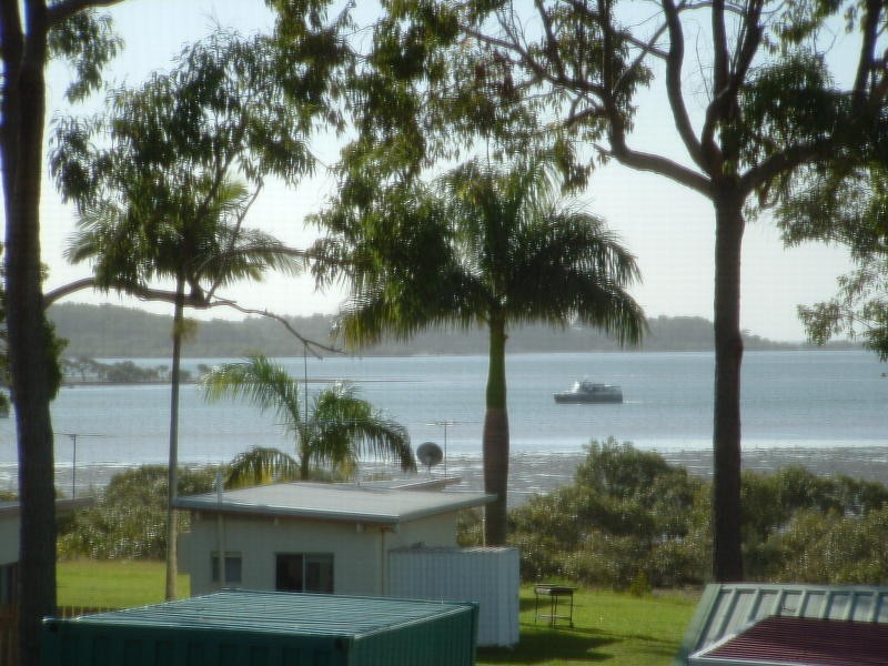 37 WILMA CRES, Russell Island QLD 4184