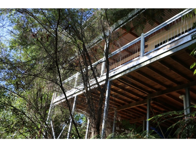 37 Coondooroopa Drive, Macleay Island QLD 4184