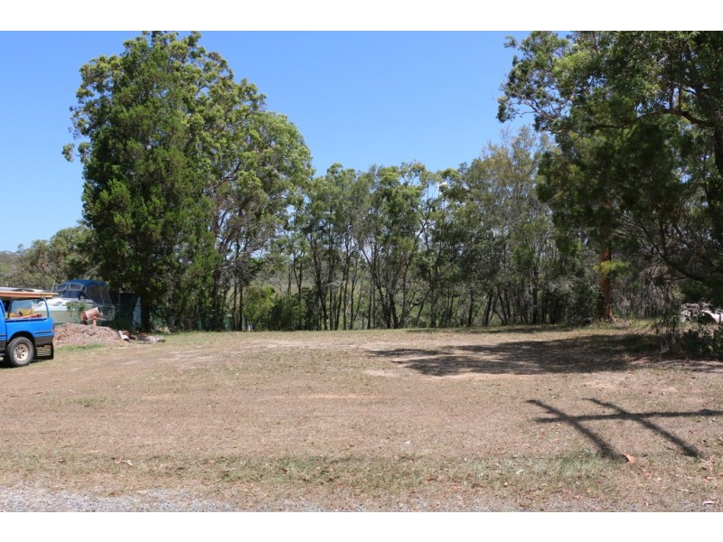 10 CALM WATERS CRESCENT, Macleay Island QLD 4184