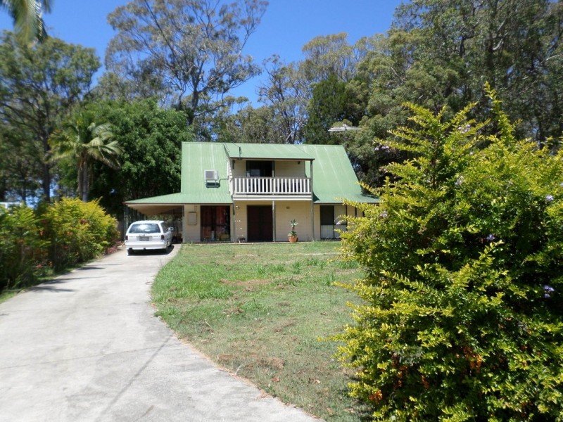 34 COONDOOROOPA DRIVE, Macleay Island QLD 4184