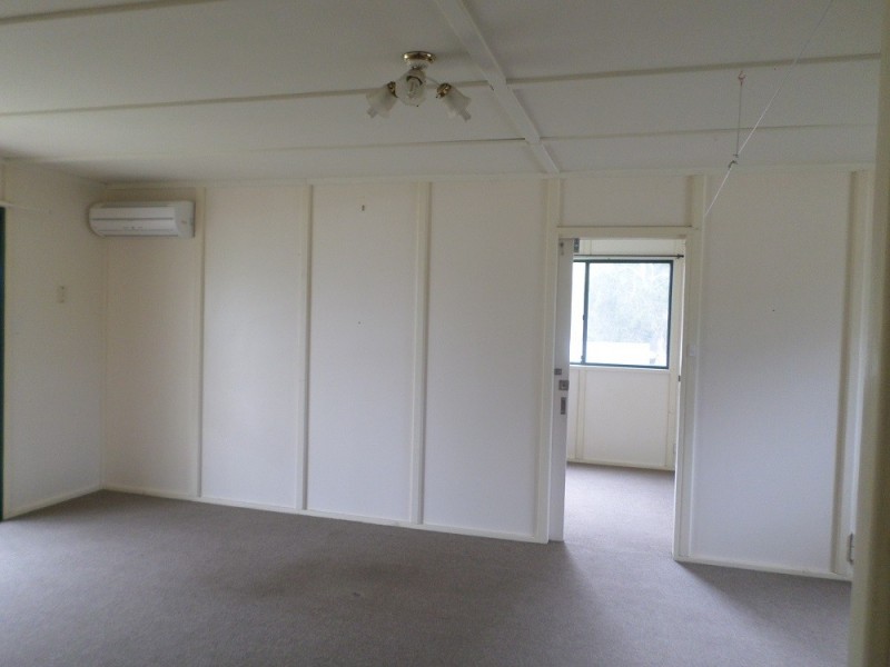 34 COONDOOROOPA DRIVE, Macleay Island QLD 4184