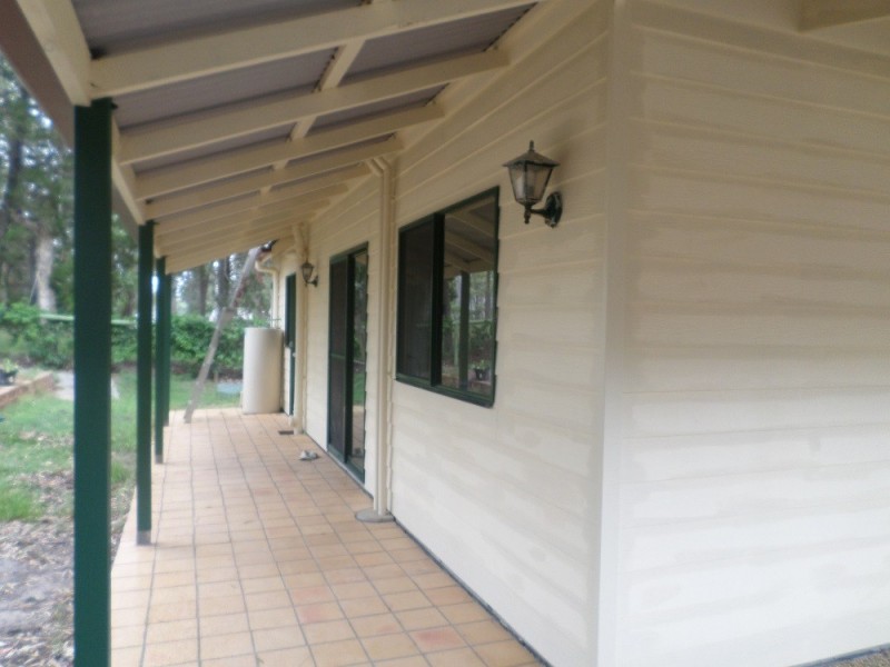 34 COONDOOROOPA DRIVE, Macleay Island QLD 4184