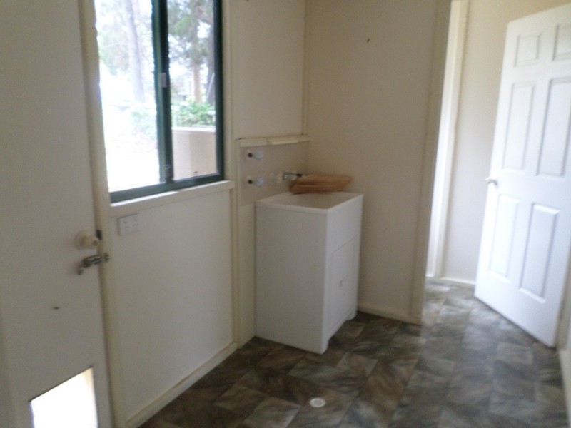 34 COONDOOROOPA DRIVE, Macleay Island QLD 4184