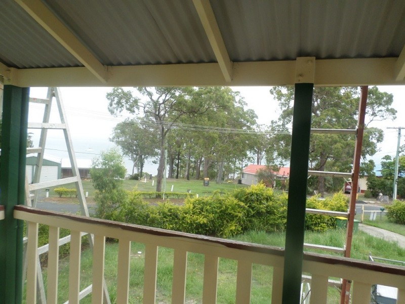 34 COONDOOROOPA DRIVE, Macleay Island QLD 4184