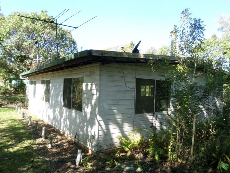 142-144 HIGH CENTRAL ROAD, Macleay Island QLD 4184