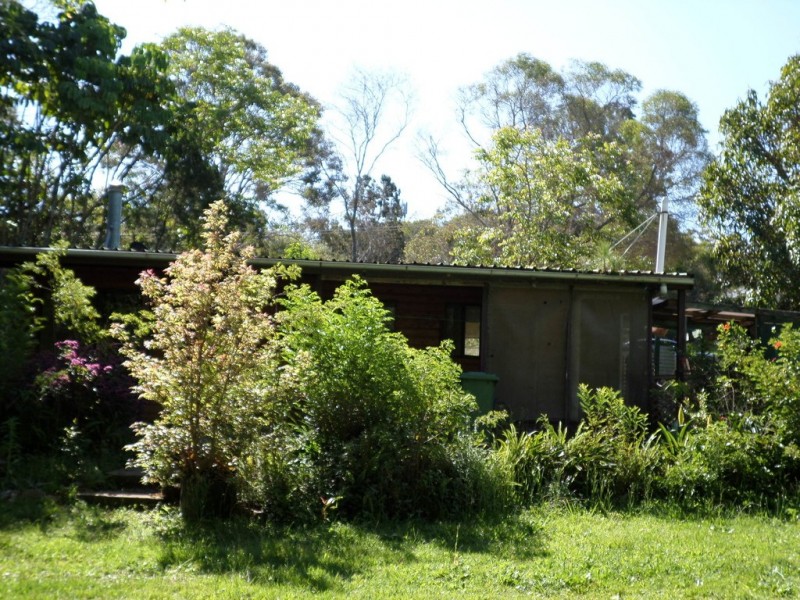 142-144 HIGH CENTRAL ROAD, Macleay Island QLD 4184