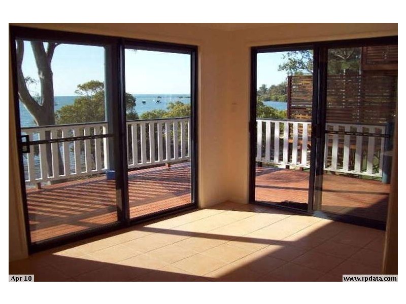 26 KIM CRESCENT, Macleay Island QLD 4184