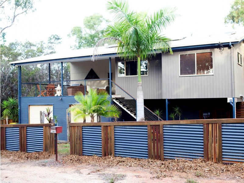 6 Wake Street, Macleay Island QLD 4184