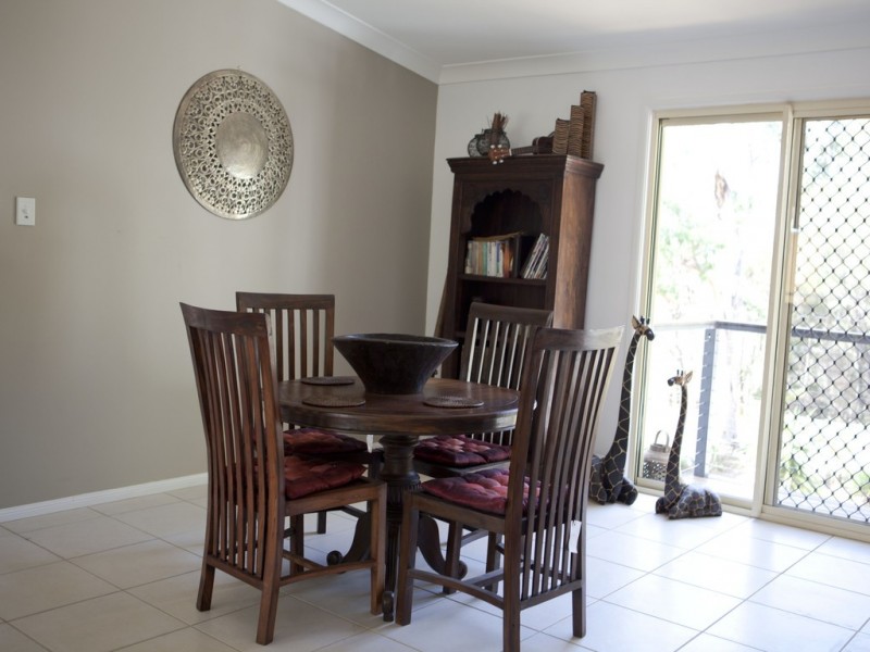 6 Wake Street, Macleay Island QLD 4184