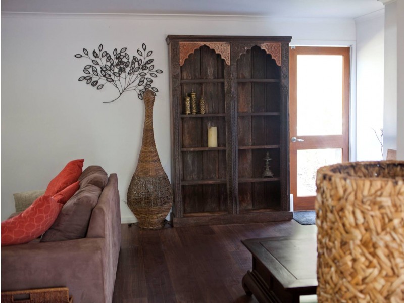 6 Wake Street, Macleay Island QLD 4184