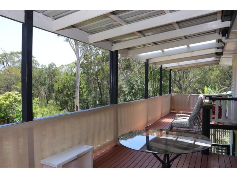 1 Oomool Street, Macleay Island QLD 4184