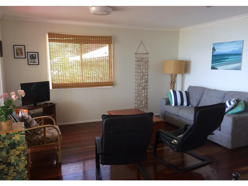 5 Golden Sands Bvd, Macleay Island QLD 4184