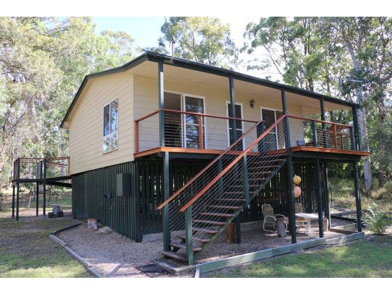 24 WANDA STREET, Macleay Island QLD 4184