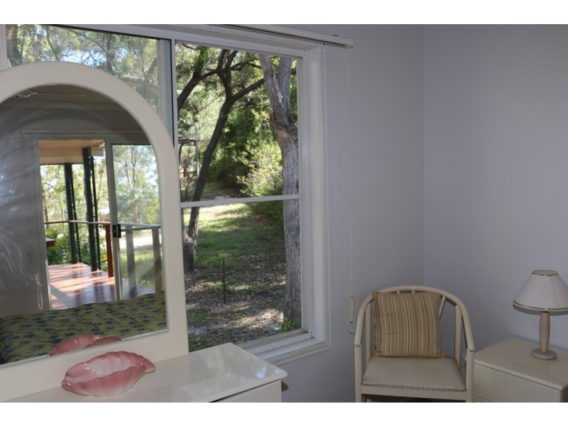 24 WANDA STREET, Macleay Island QLD 4184