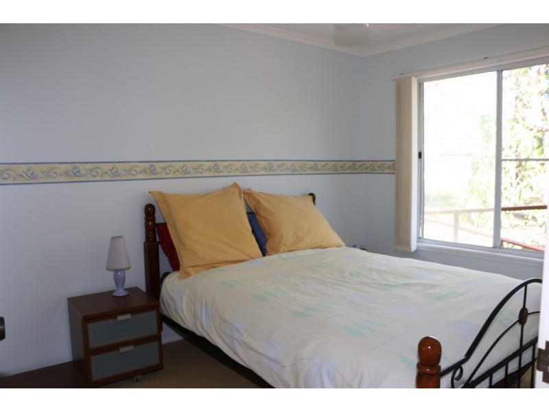 24 WANDA STREET, Macleay Island QLD 4184