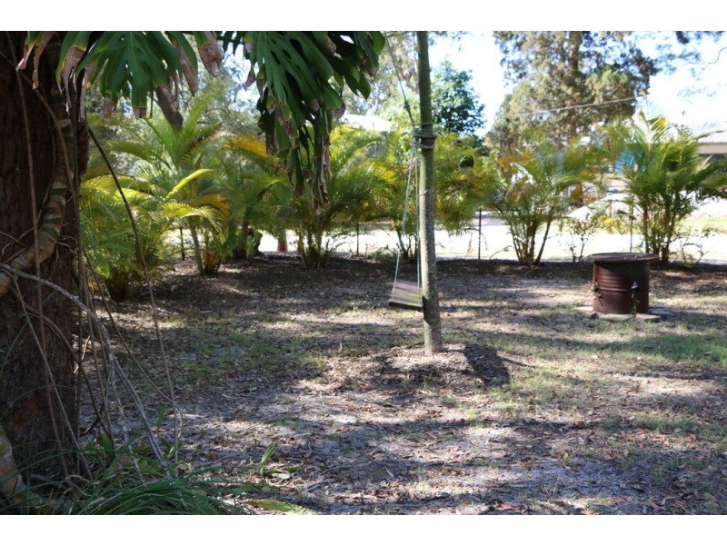 24 WANDA STREET, Macleay Island QLD 4184