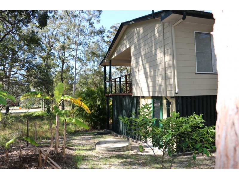 24 WANDA STREET, Macleay Island QLD 4184