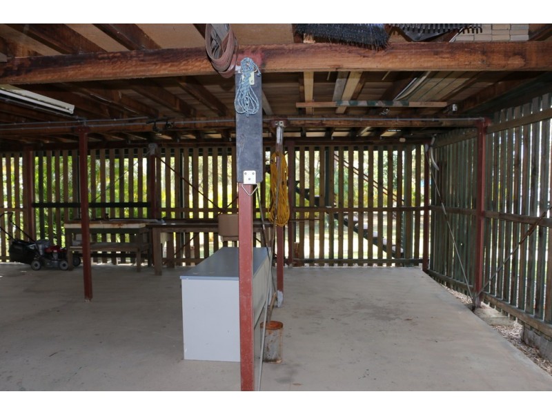 24 WANDA STREET, Macleay Island QLD 4184