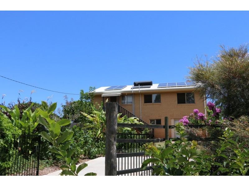 70 Western Road, Macleay Island QLD 4184