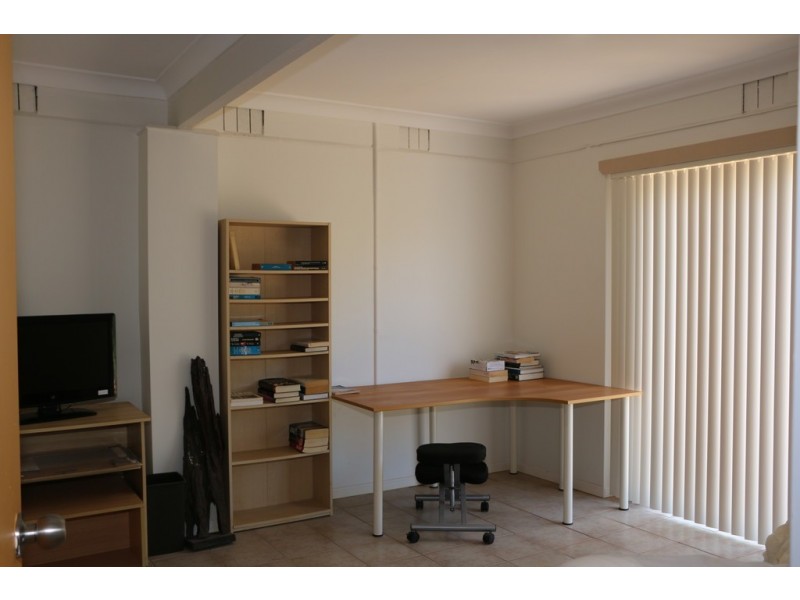 70 Western Road, Macleay Island QLD 4184