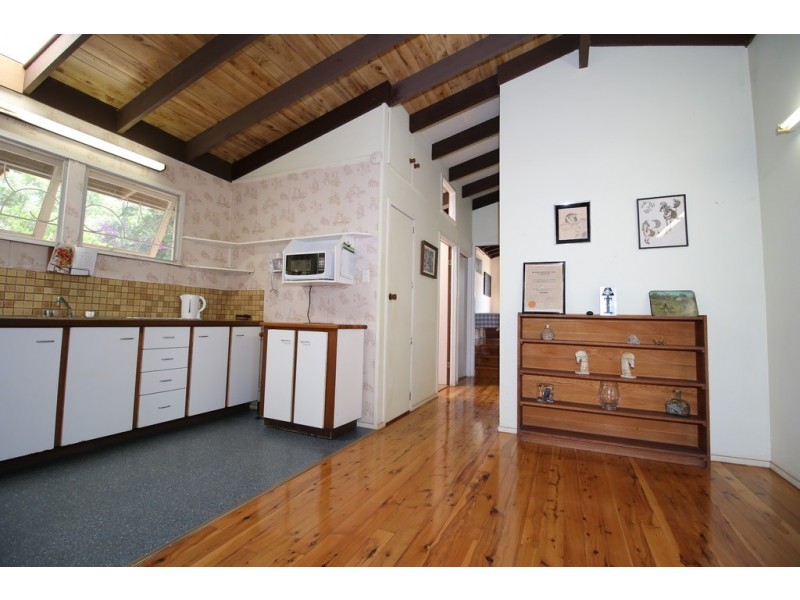 21-23 CURLEW STREET, Macleay Island QLD 4184