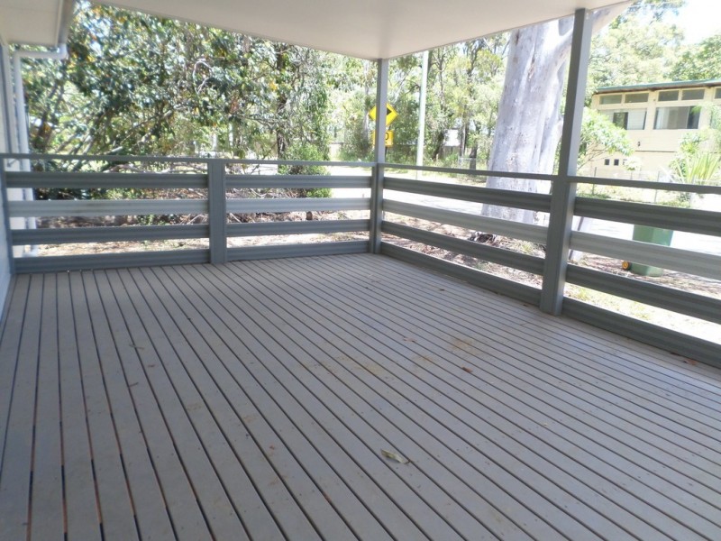 52 COOEE CRESCENT, Macleay Island QLD 4184