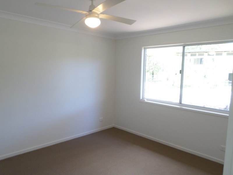 52 COOEE CRESCENT, Macleay Island QLD 4184