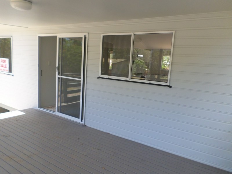 52 COOEE CRESCENT, Macleay Island QLD 4184